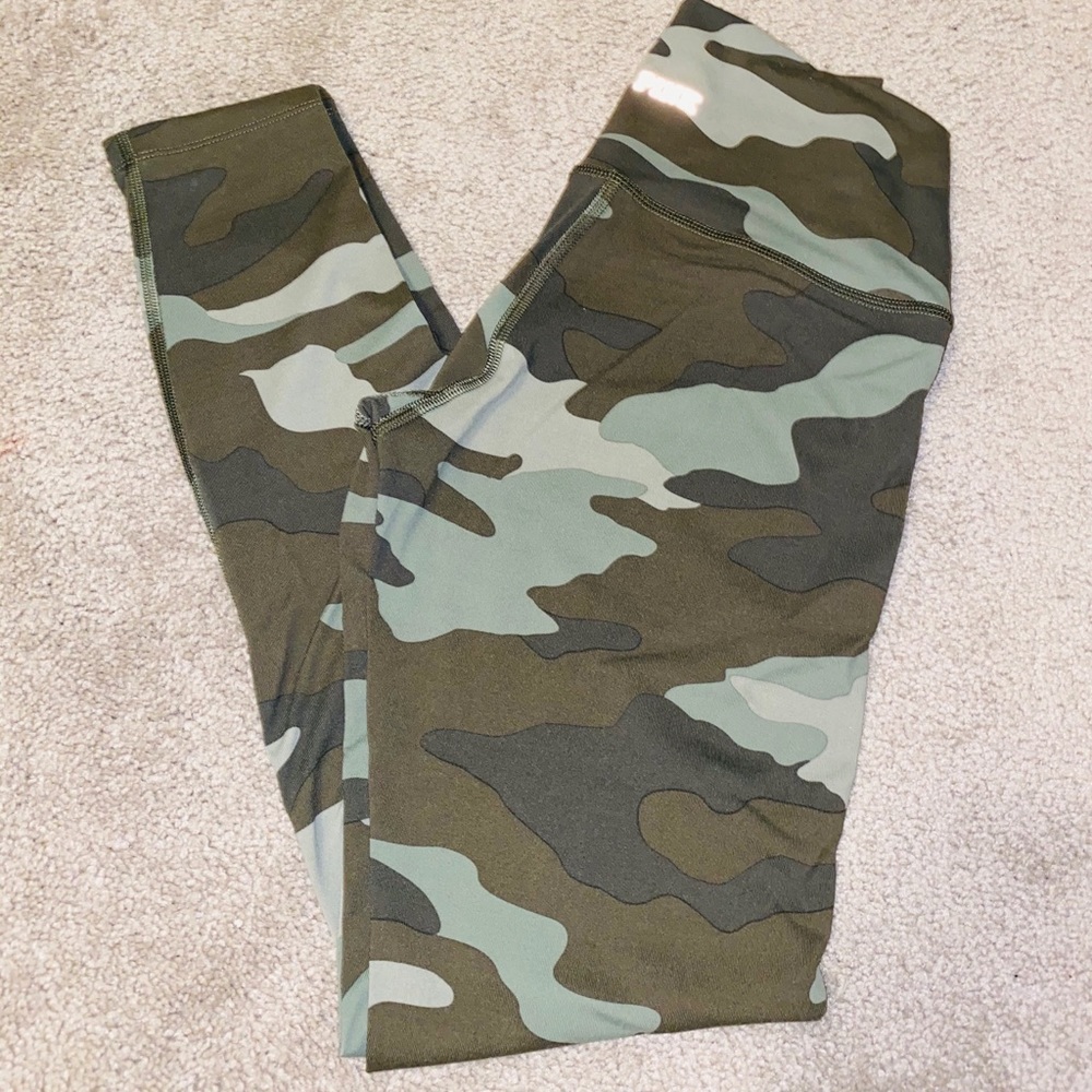 Pink Leggings Camo